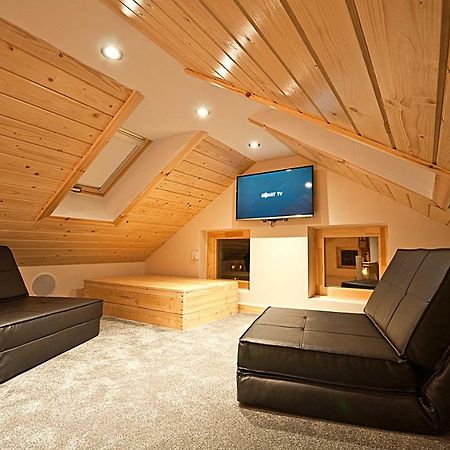 Вилла Alum Chine Log Cabin Борнмут Экстерьер фото