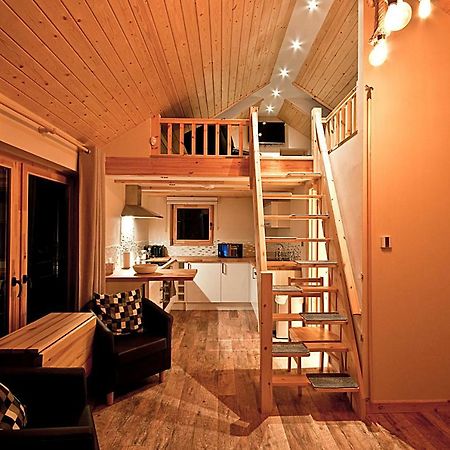 Вилла Alum Chine Log Cabin Борнмут Экстерьер фото
