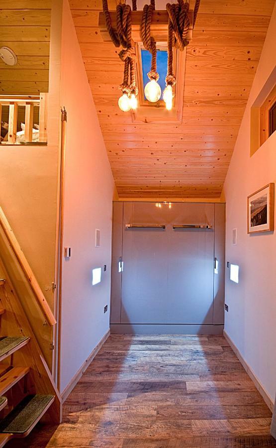 Вилла Alum Chine Log Cabin Борнмут Экстерьер фото